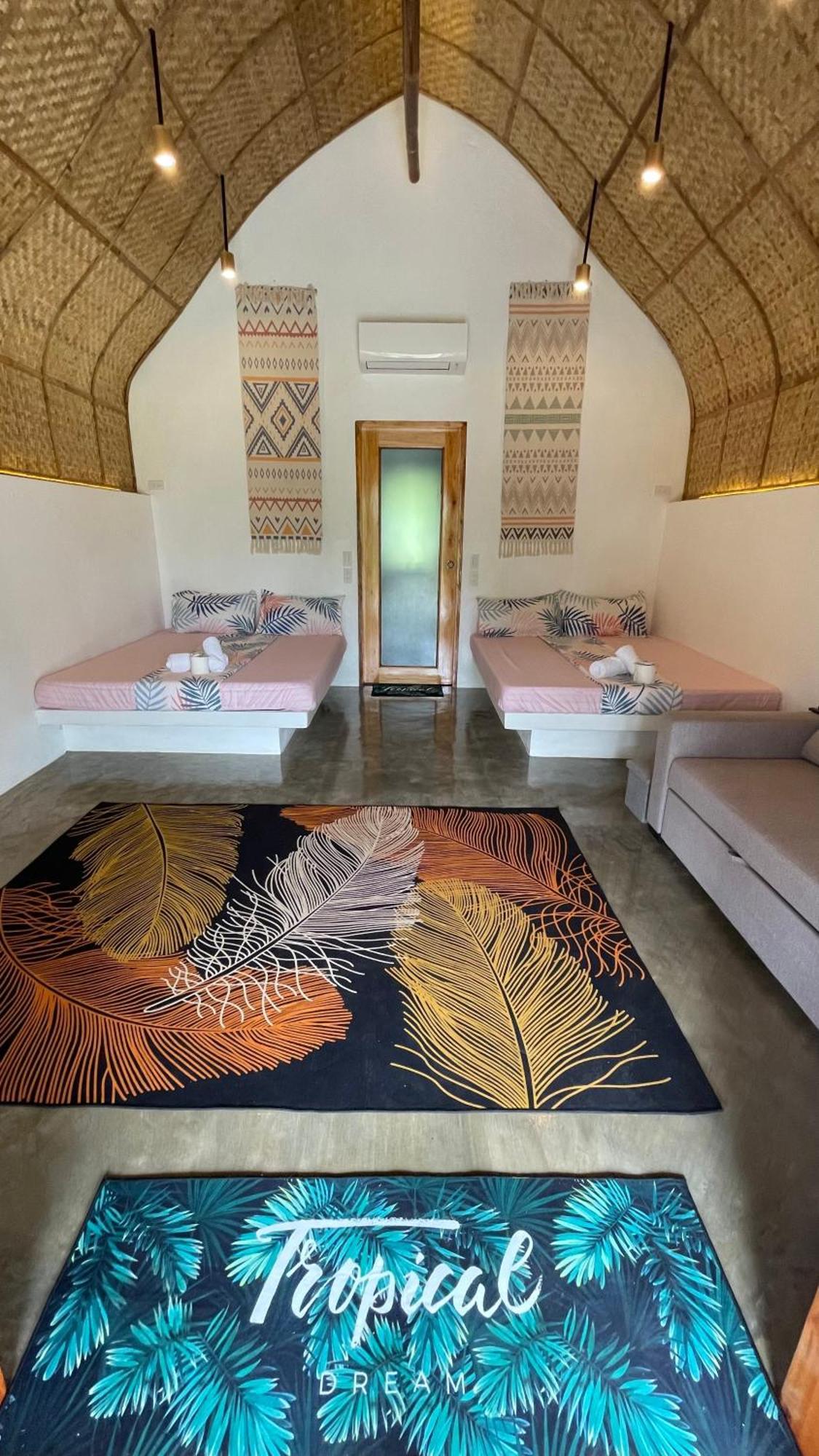 Footprints Beach Resort Agpudlos Exterior foto