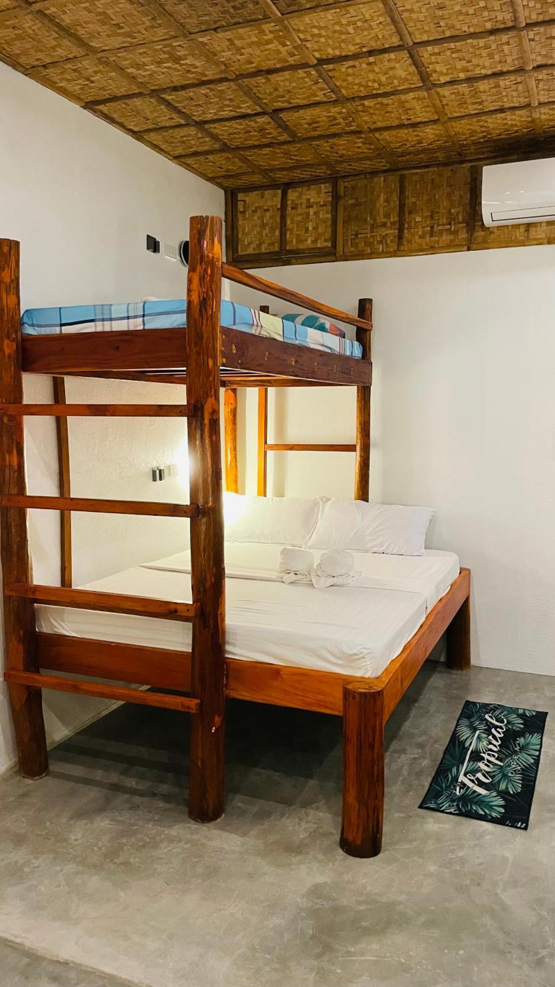 Footprints Beach Resort Agpudlos Exterior foto